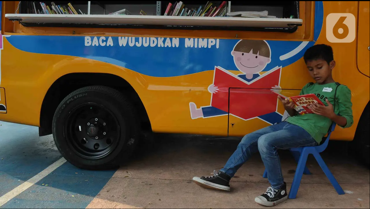 Bangsa Ini Dibangun Para Kutu Buku, tapi Minat Baca dan Literasi Orang Indonesia Kok Rendah?