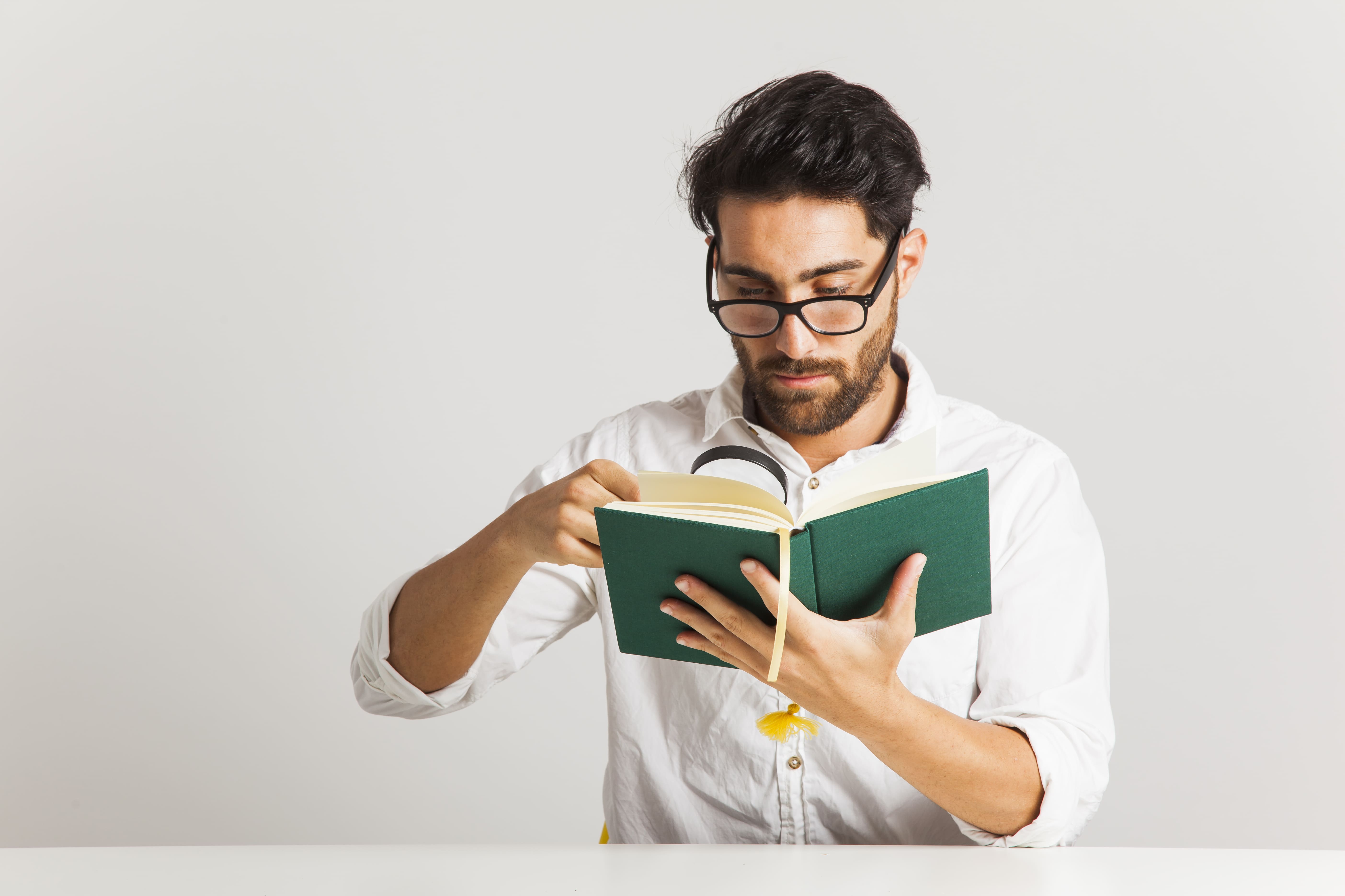 Peran Penerbit dalam Mendorong Literasi Digital di Era Teknologi
